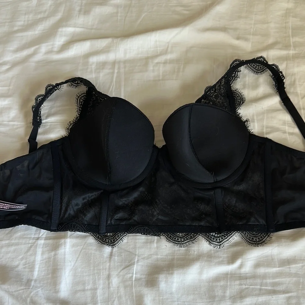 Victoria’s Secret black lace corset bra - Picture 4 of 5